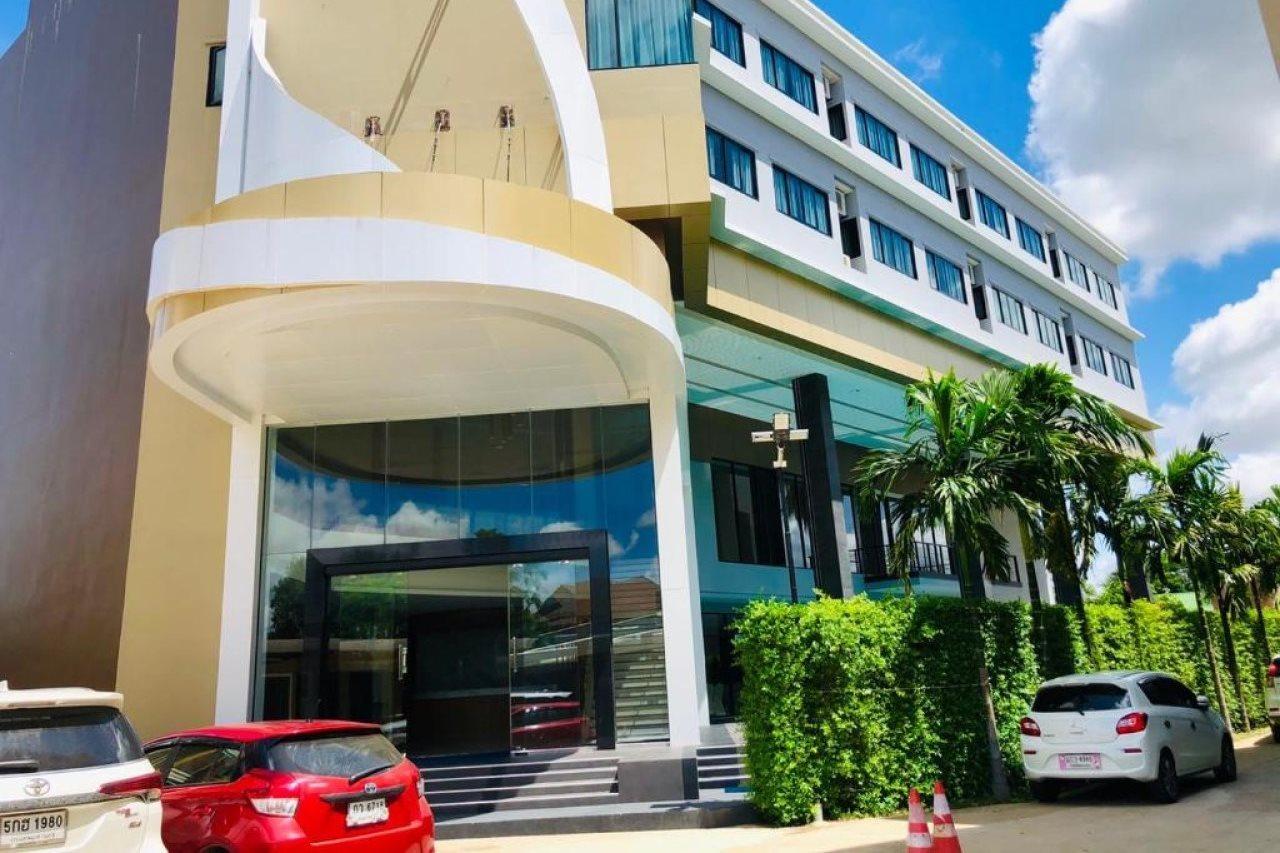 Srilamduan Hotel Sisaket Экстерьер фото