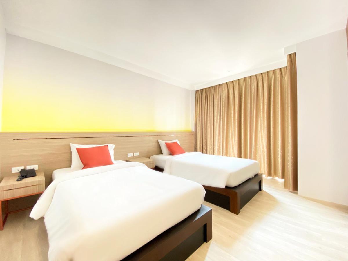 Srilamduan Hotel Sisaket Экстерьер фото