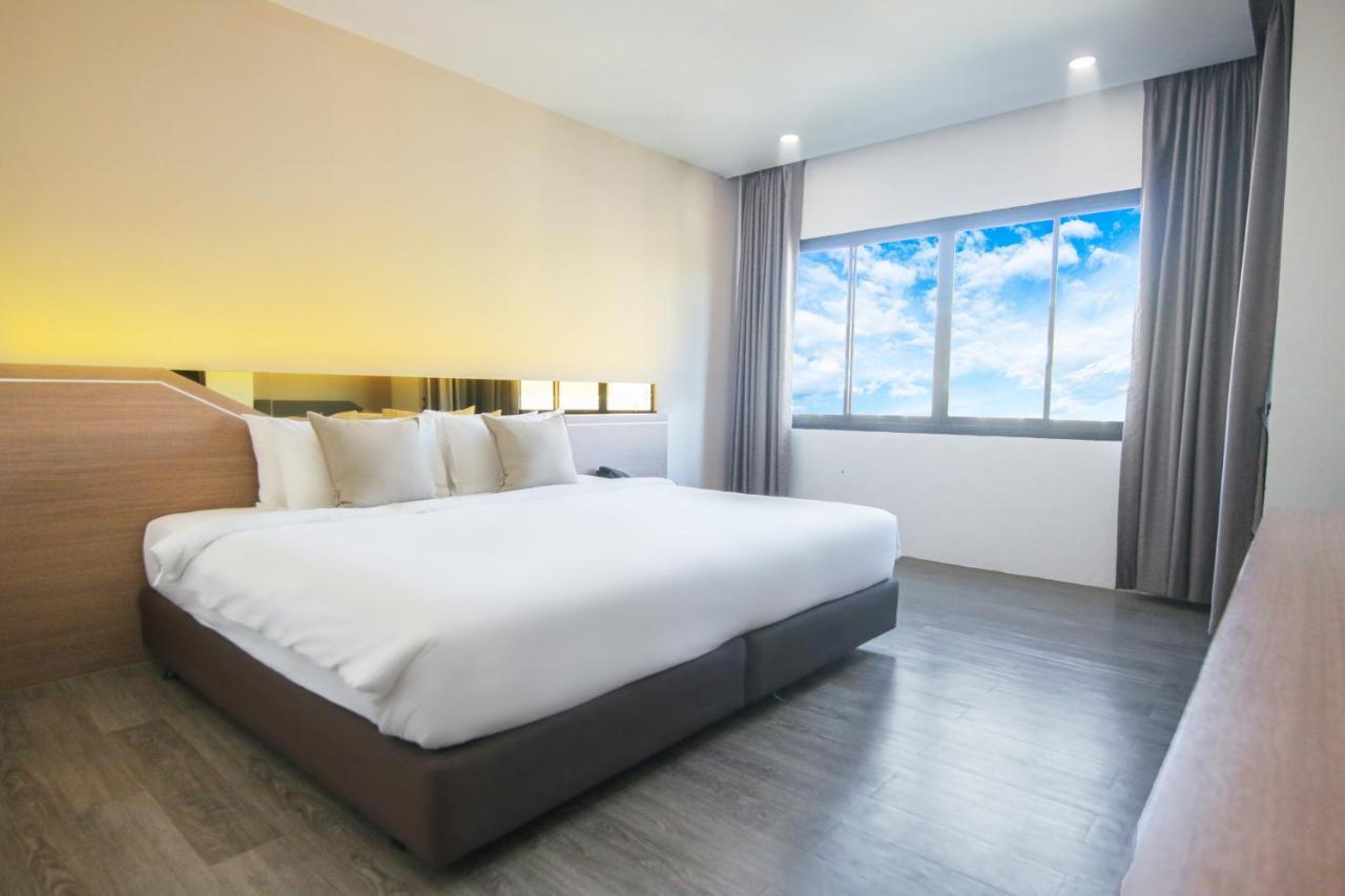 Srilamduan Hotel Sisaket Экстерьер фото