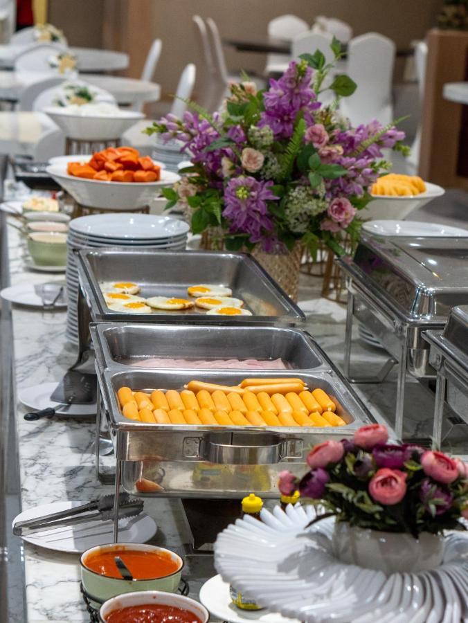 Srilamduan Hotel Sisaket Экстерьер фото