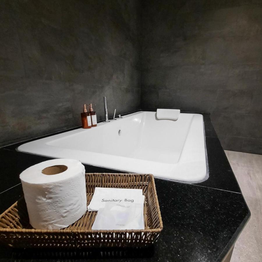 Srilamduan Hotel Sisaket Экстерьер фото