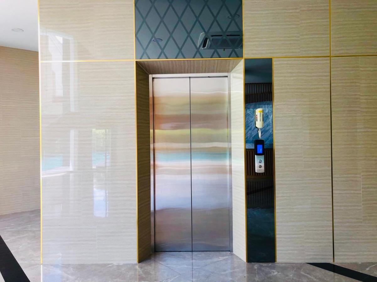 Srilamduan Hotel Sisaket Экстерьер фото